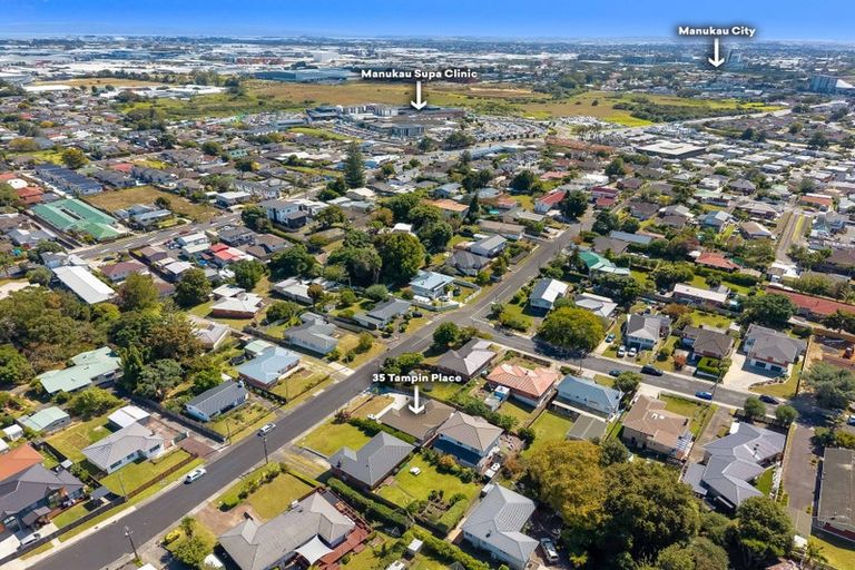 Photo of property in 35 Tampin Road, Hillpark, Auckland, 2102