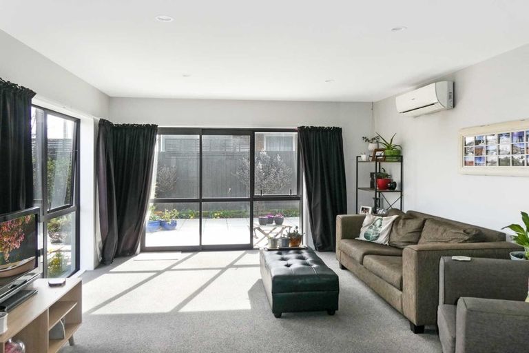 Photo of property in 1/430 Barbadoes Street, Edgeware, Christchurch, 8013