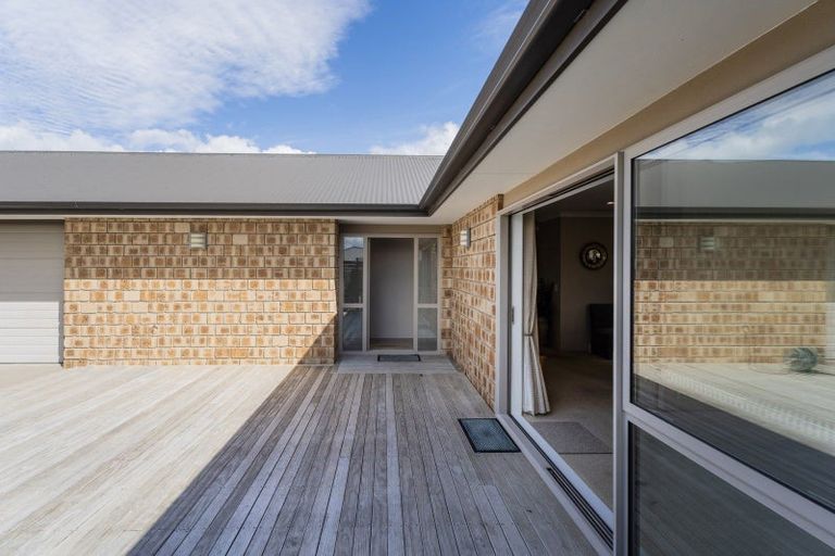 Photo of property in 58 Whitby Avenue, Whitianga, 3510