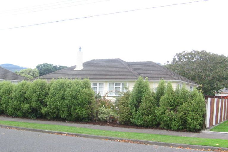 Photo of property in 26 Fisk Street, Naenae, Lower Hutt, 5011