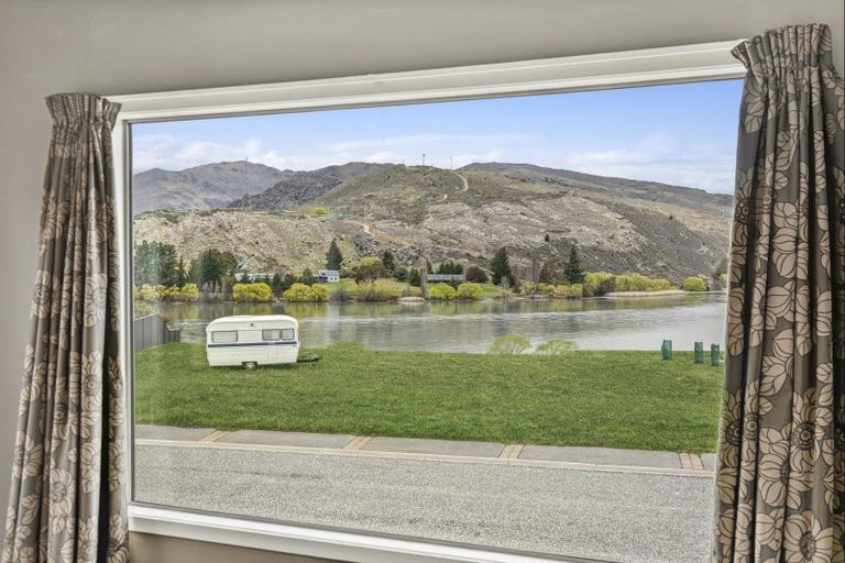 Photo of property in 9 Matthews Crescent, Cromwell, 9310