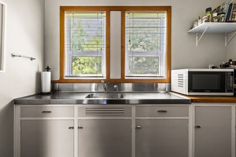 Photo of property in 308 Brookfields Road, Meeanee, Napier, 4183