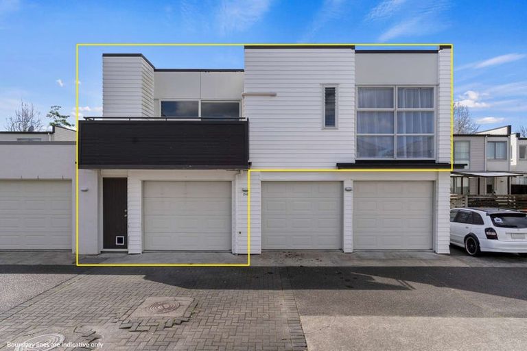 Photo of property in 210 Porchester Road, Takanini, 2112