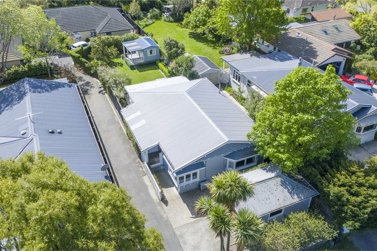 Photo of property in 9 Malcolm Avenue, Cashmere, Christchurch, 8022
