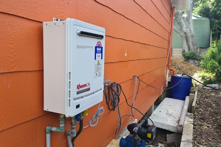 Photo of property in 1608 Cape Palliser Road, Cape Palliser, Pirinoa, 5772