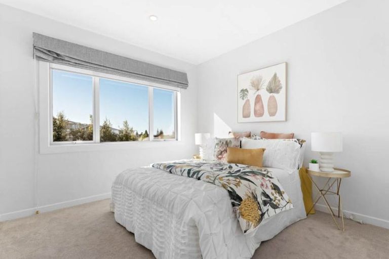 Photo of property in 65 Millennial Way, Orewa, 0931