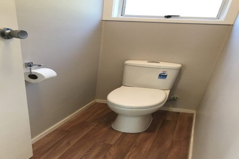 Photo of property in 4 Osman Street, Glen Eden, Auckland, 0602