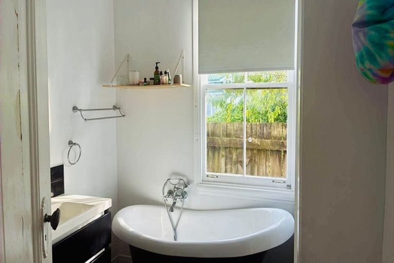 Photo of property in 8a Wi Pere Street, Mangapapa, Gisborne, 4010