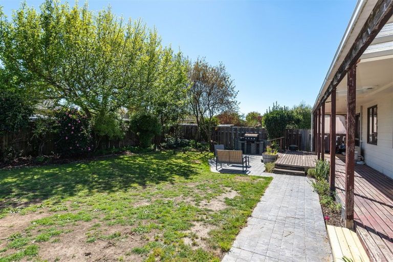 Photo of property in 21a Valecrest Avenue, Parklands, Christchurch, 8083