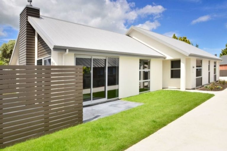 Photo of property in 10 William James Close, Mosgiel, 9024