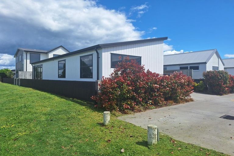 Photo of property in 14 Chain Place, Papamoa, 3118