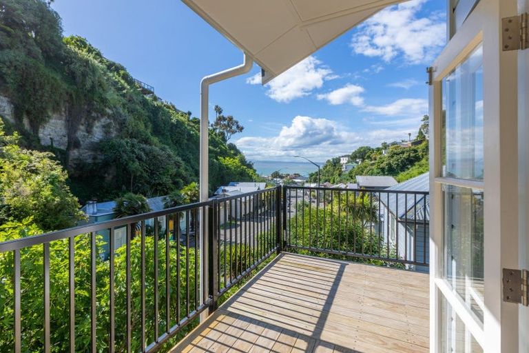 Photo of property in 157 Shakespeare Road, Bluff Hill, Napier, 4110