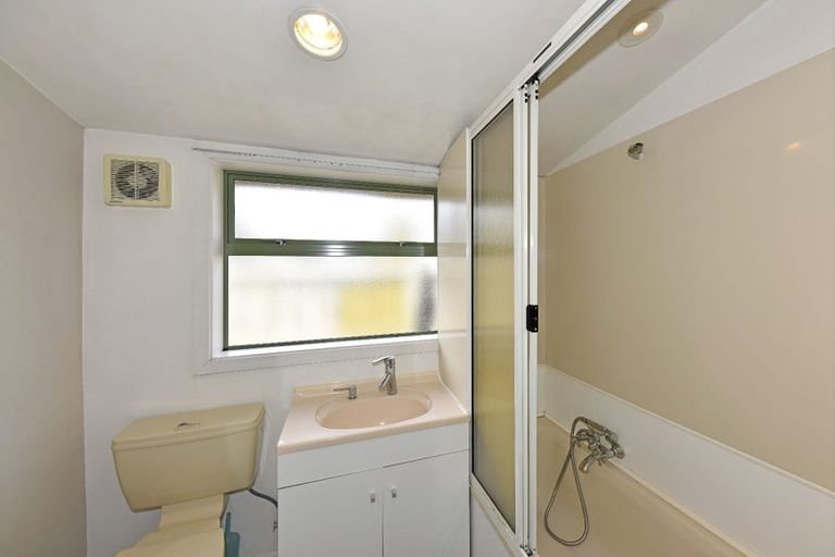 Photo of property in 88 Grahams Road, Burnside, Christchurch, 8041