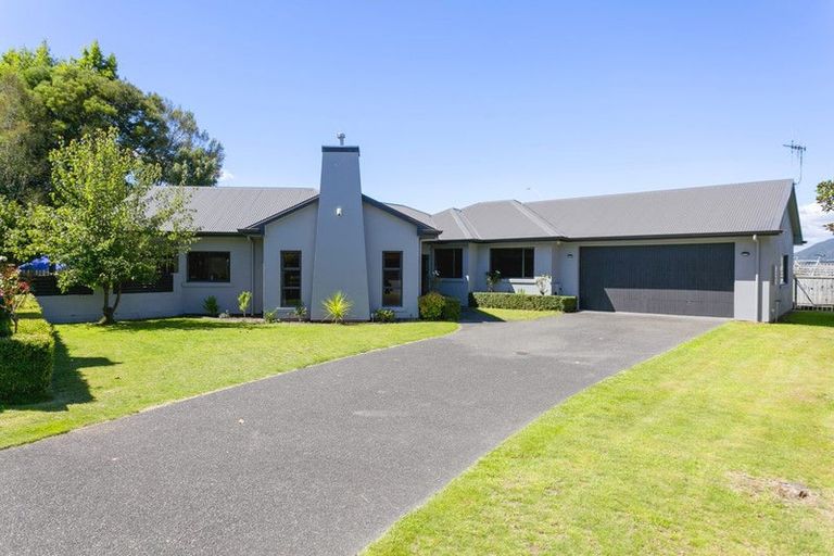 Photo of property in 19 Luberon Way, Nukuhau, Taupo, 3330