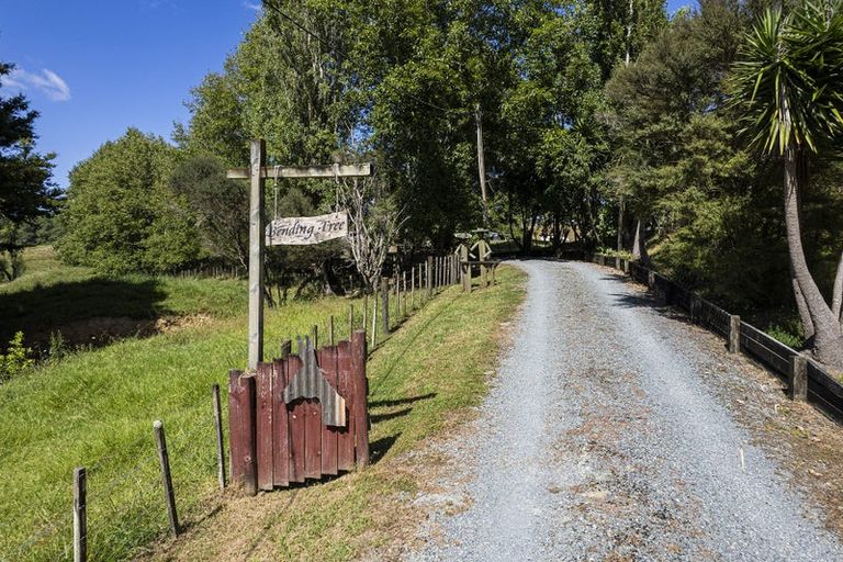 Photo of property in 12 Willow Lane, Maungaturoto, 0588