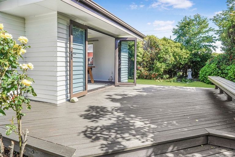 Photo of property in 16 Morris Road, Hillcrest, Hamilton, 3216