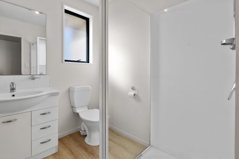 Photo of property in 90c Mathesons Road, Phillipstown, Christchurch, 8011