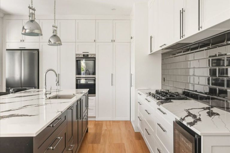 Photo of property in 15 Saint Clair Place, Papamoa Beach, Papamoa, 3118