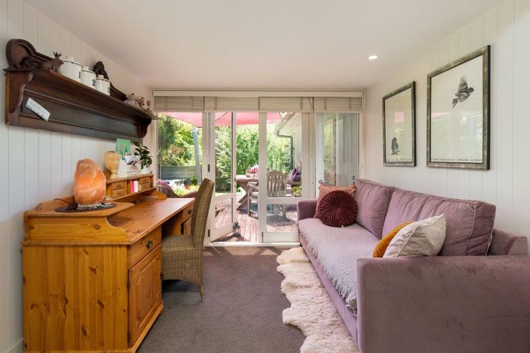 Photo of property in 353 Hardy Street, Nelson, 7010