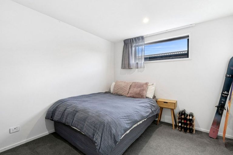 Photo of property in 42 Obelisk Street, Wanaka, 9305