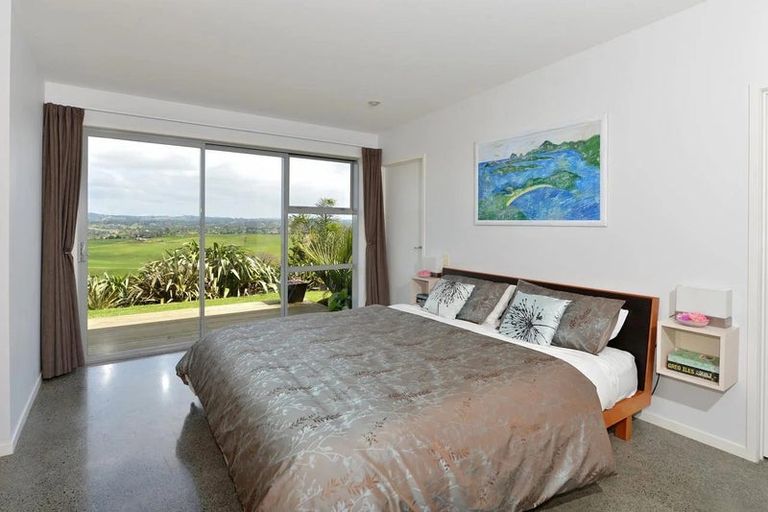 Photo of property in 2 Waitete Heights Lane, Kerikeri, 0294