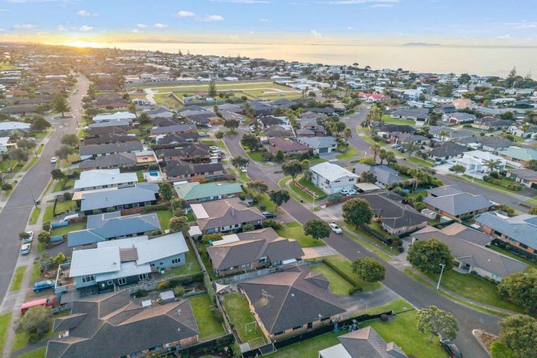 Photo of property in 20 Golden Courie Close, Papamoa Beach, Papamoa, 3118