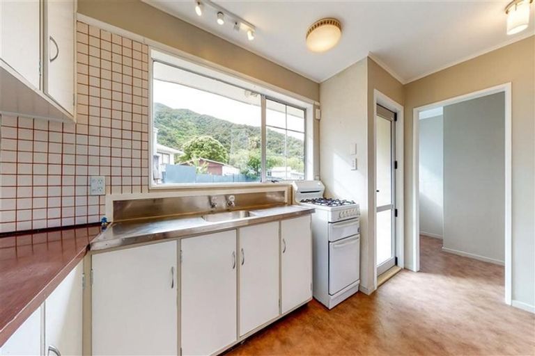 Photo of property in 1 Bunratty Grove, Wainuiomata, Lower Hutt, 5014