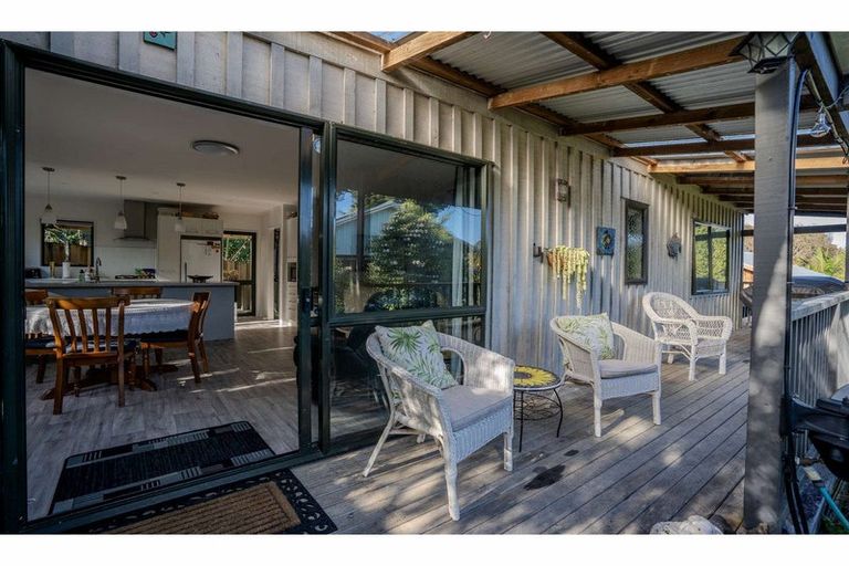 Photo of property in 2/62 Hone Heke Road, Kerikeri, 0230