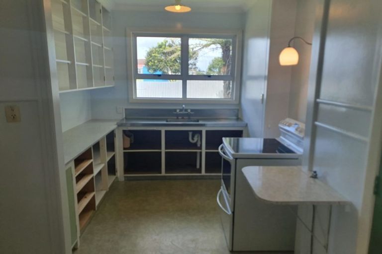 Photo of property in 7 Torbay Street, Brooklands, New Plymouth, 4310