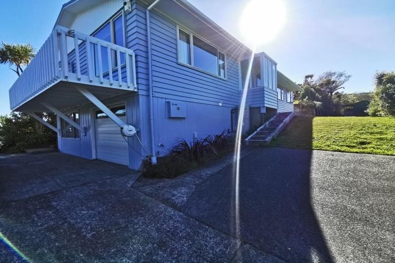 Photo of property in 3a Morgan Place, Tawa, Wellington, 5028