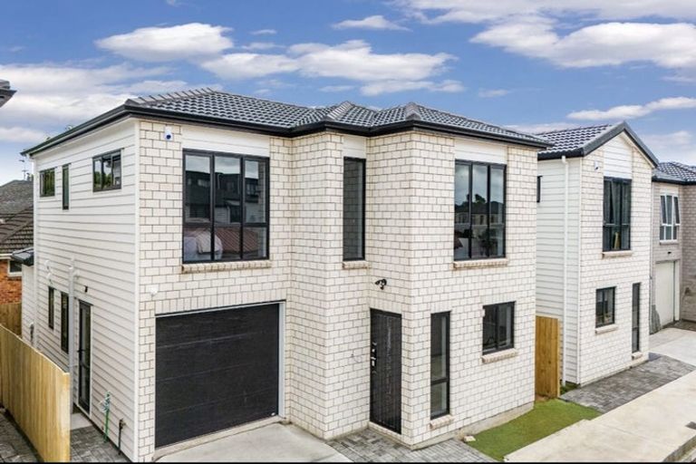 Photo of property in 115b Russell Road, Manurewa, Auckland, 2102