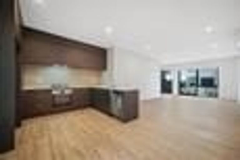 Photo of property in 12 Arapapa Road, Papakura, 2110