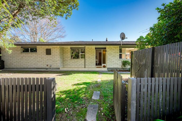 Photo of property in 15 Kohekohe Road, Waikanae, 5036