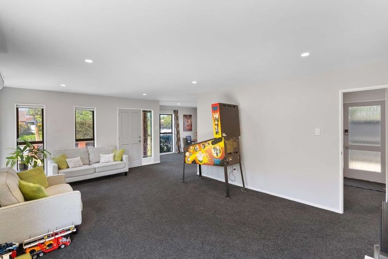 Photo of property in 4 Jacaranda Place, Parklands, Christchurch, 8083