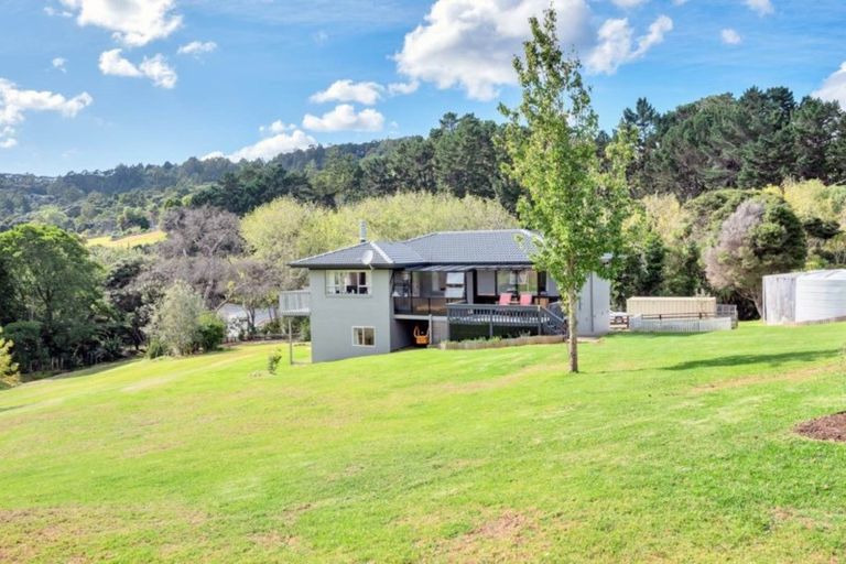 Photo of property in 6 Fletcher Road, Waimauku, 0881