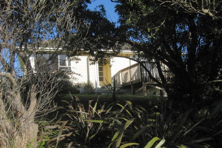 Photo of property in 8 Downes Street, Titahi Bay, Porirua, 5022