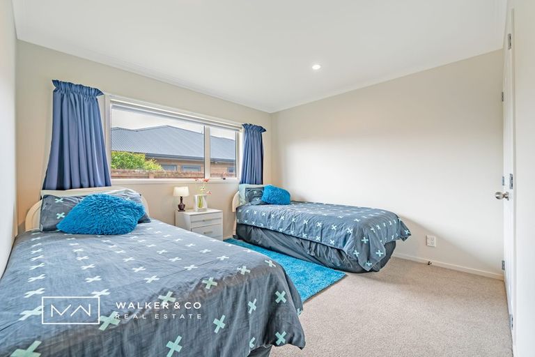 Photo of property in 8 Woodland Mews, Wainuiomata, Lower Hutt, 5014