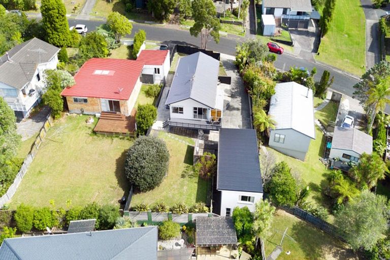 Photo of property in 7 Kotinga Avenue, Glen Eden, Auckland, 0602