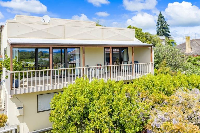 Photo of property in 135a Lake Crescent, Hamilton Lake, Hamilton, 3204