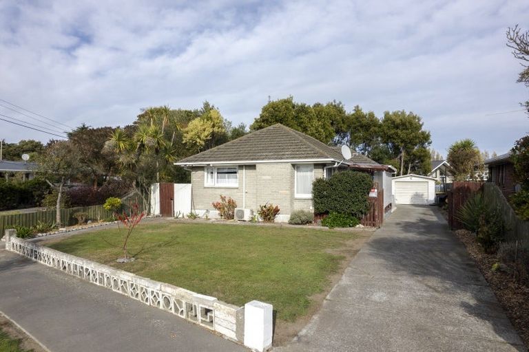 Photo of property in 174 Shortland Street, Aranui, Christchurch, 8061