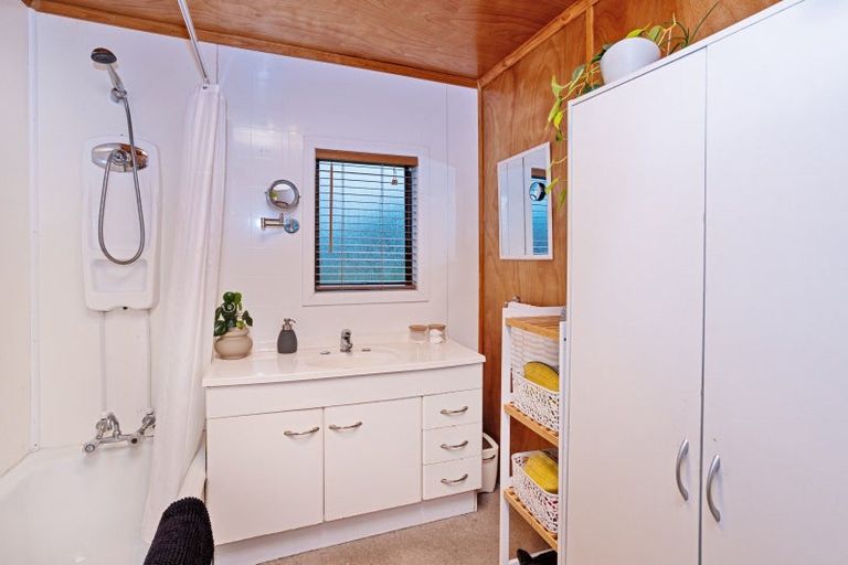 Photo of property in 68 Ross Street, Grasmere, Invercargill, 9810