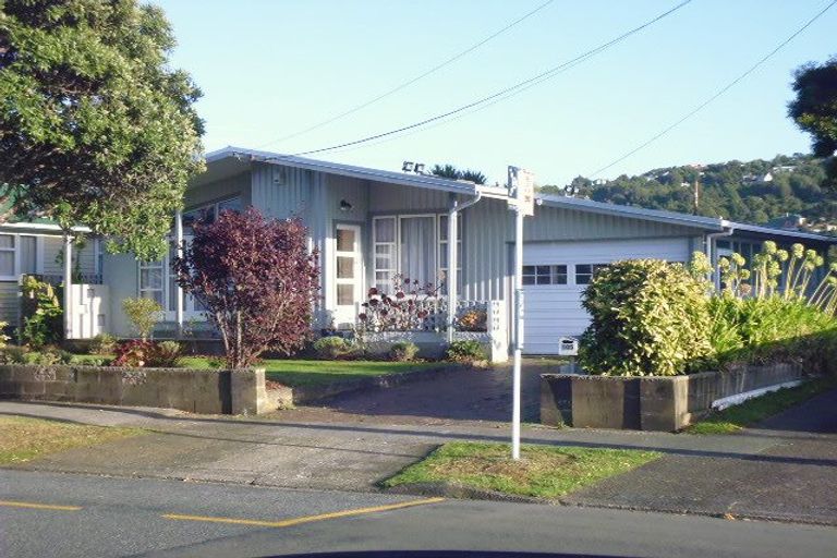 Photo of property in 105 Taita Drive, Avalon, Lower Hutt, 5011