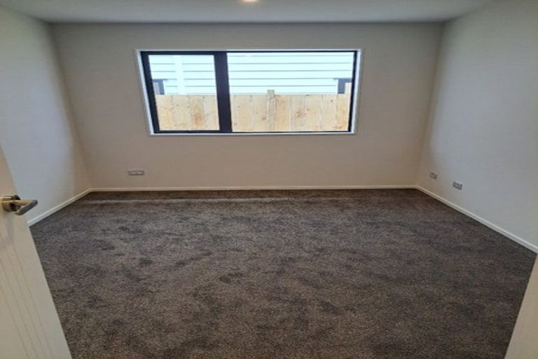 Photo of property in 20 Rorotu Avenue, Karaka, Papakura, 2113