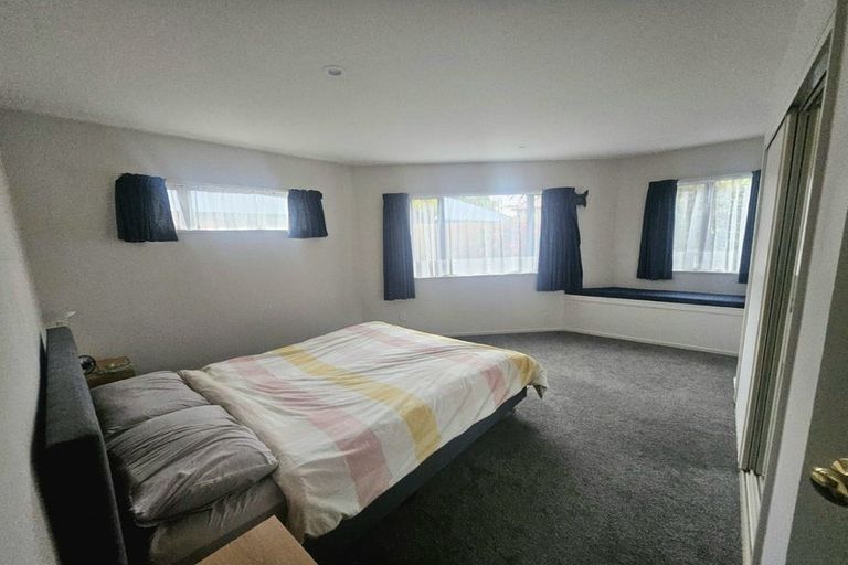 Photo of property in 54 Parade Court, Addington, Christchurch, 8024