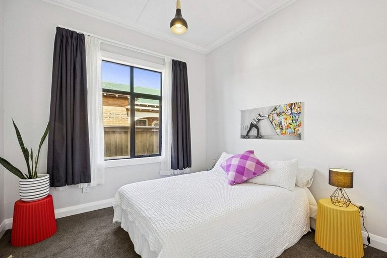 Photo of property in 243 Macandrew Road, Forbury, Dunedin, 9012