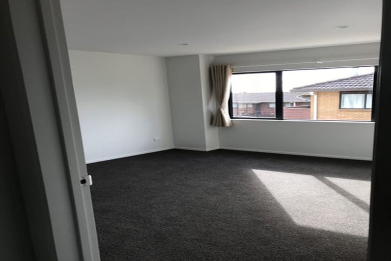 Photo of property in 9 Sophie Lane, Henderson, Auckland, 0612