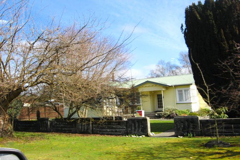 Photo of property in 12 Andersen Street, Reefton, 7830