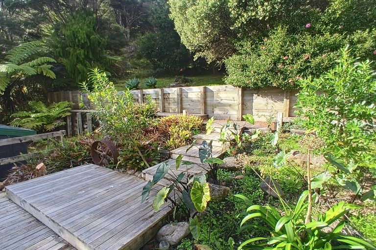 Photo of property in 6 Pohutukawa Grove, Whitianga, 3510