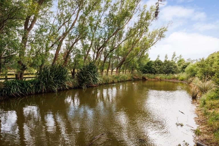 Photo of property in 2 Ashgrove Lane, Ashhurst, 4470