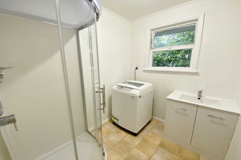 Photo of property in 6 Clonbern Place, Upper Riccarton, Christchurch, 8041